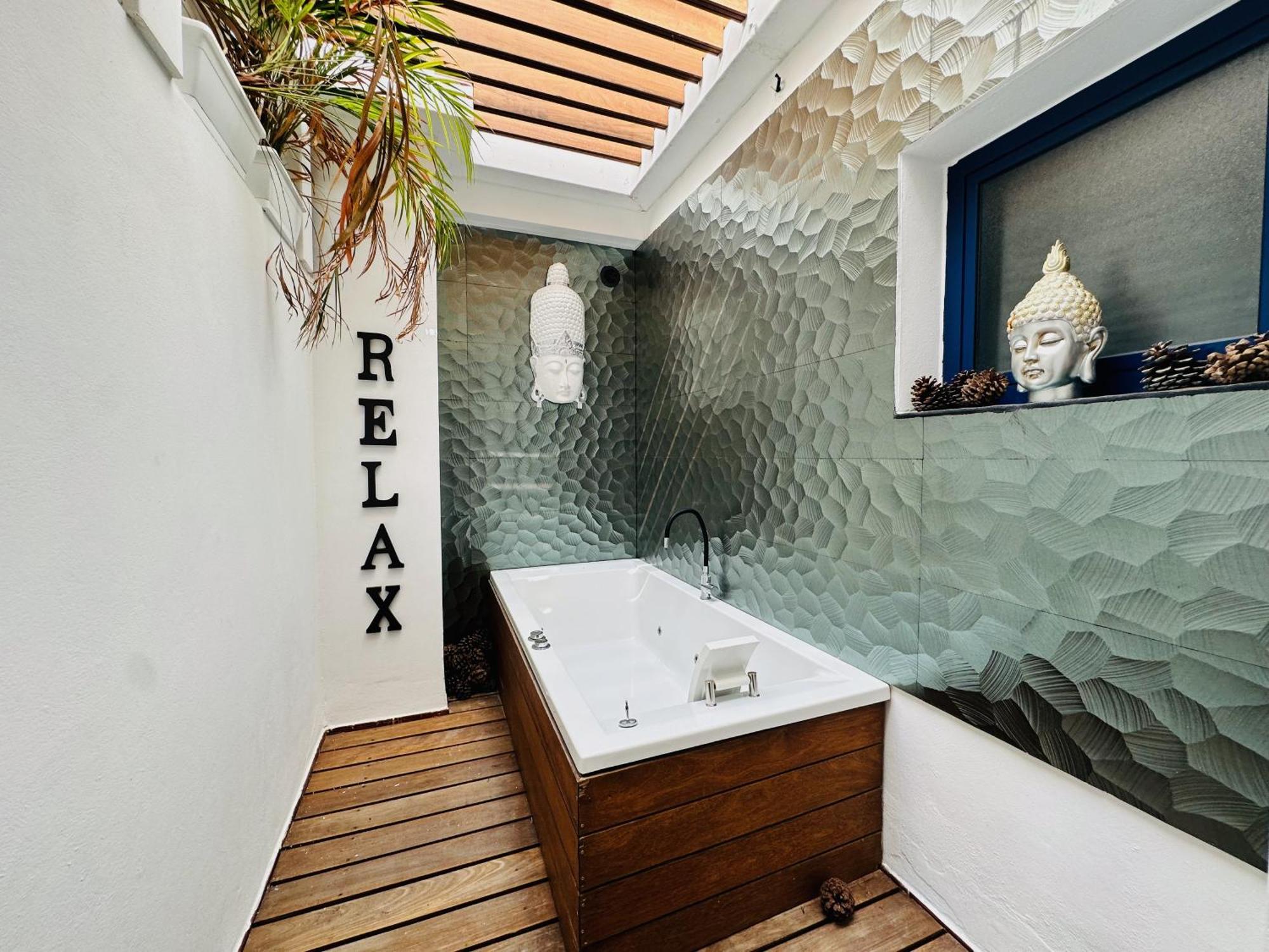 Pambnb - Chic Beachside Apartment Playa San Juan 外观 照片